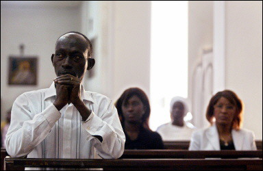 gebed voor de overleden Paus in Dakar, Sngal. AFP