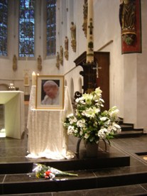 b.g.v. de rouwdienst in de Utrechtse Kathedraal