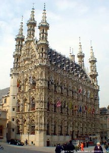 Het oude stadhuis van Leuven. Louvain